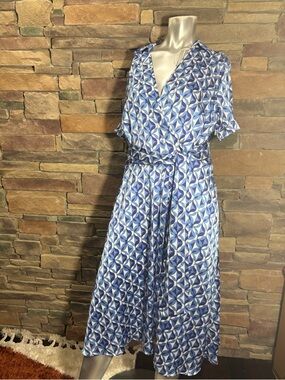 NWT Geo Print Short Sleeve Midi Shirtdress Sz 16